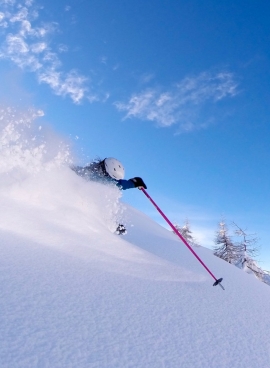 Nancy-Pellissier-Ski-Service-Verbier-team-the-taste-of-powder