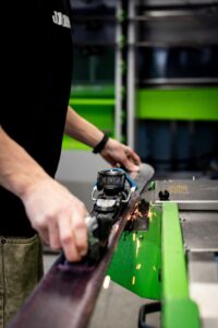 Ski Service Verbier | Sports shop, ski rental, bike hire, ski passes, storage, clothing, hardgoods, bikes, workshop, boot fitting